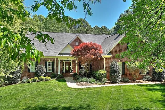 1st image of 118 Cades Cove Ln