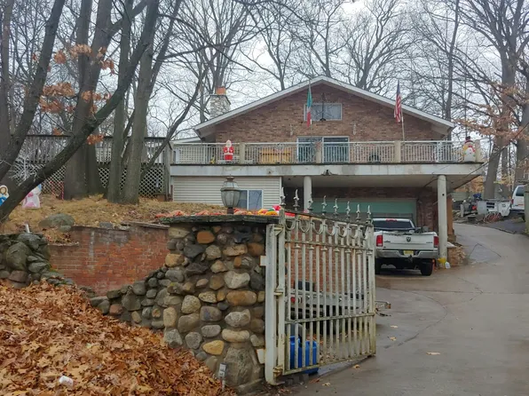 958 Route 208 N, Hawthorne, NJ 07506