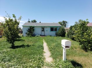612 14th Ave SE, Jamestown, ND 58401