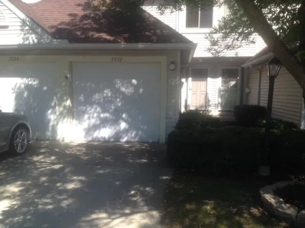 5552 Suncrest Ct #99B, Parma, OH 44134
