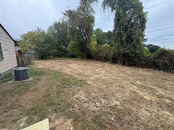 2nd image of 1722 Northfield Dr