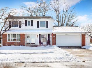 36009 Scone St, Livonia, MI 48154