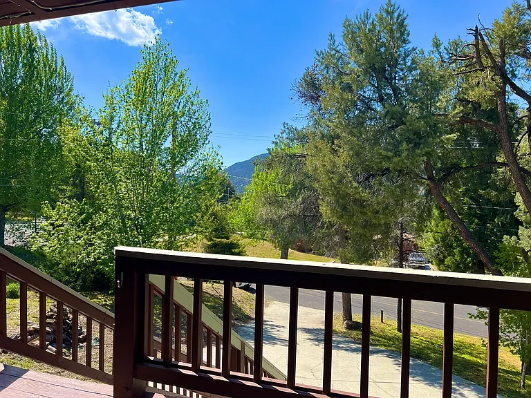 14700 Voltaire Dr — Photo 4