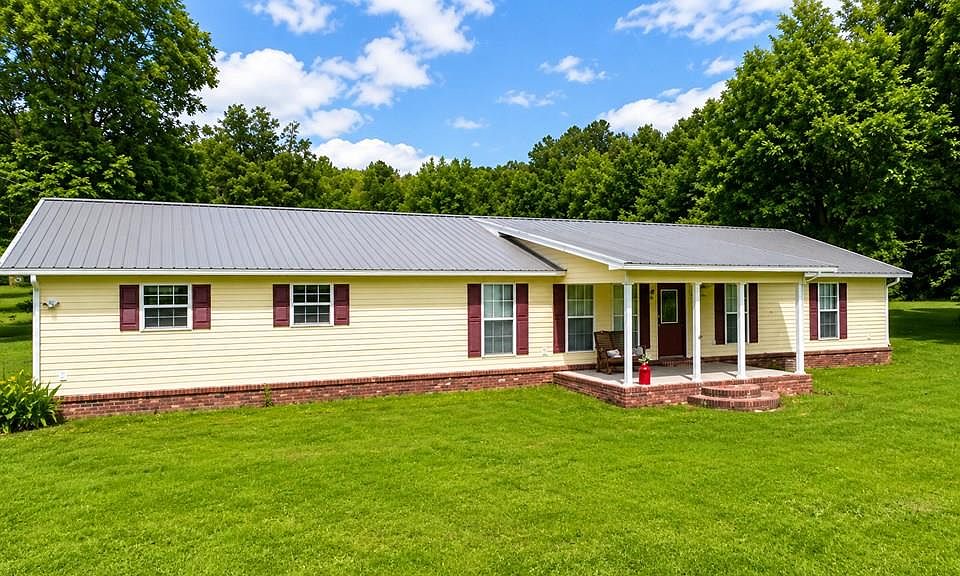 1st image of 439 County Road 300