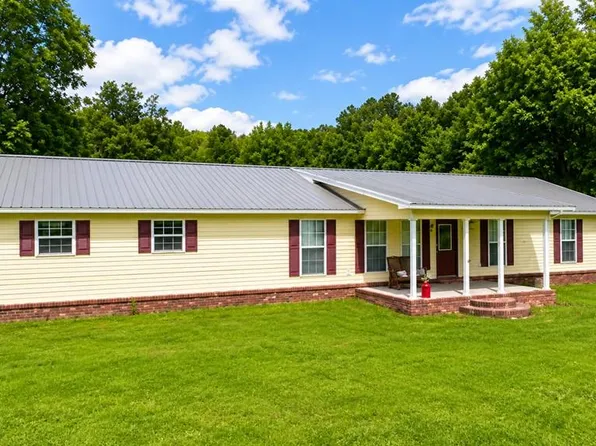 439 County Road 300, Calhoun City, MS 38916