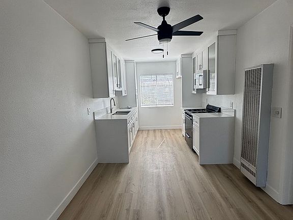 4th image of 1107 W Broadway APT 6