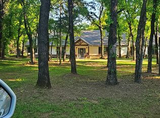 1851 Bloomfield Rd, Valley View, TX 76272