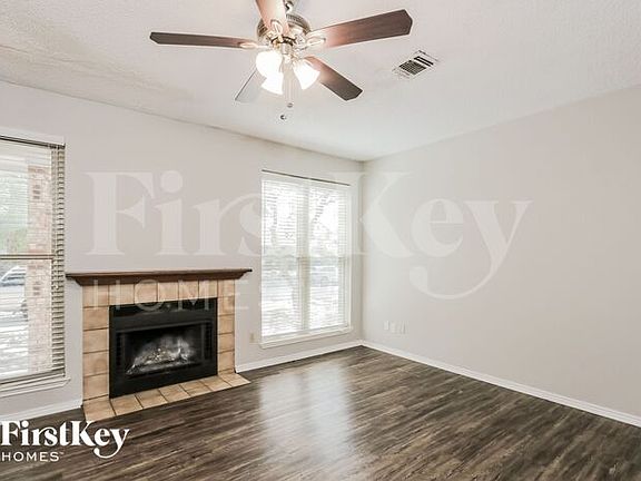 3rd image of 1217 Wheat Field Dr