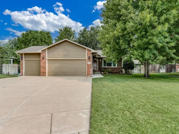 2726 N Parkridge Ct, Wichita, KS 67205