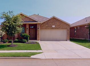 817 Greenford Mnr, Justin, TX 76247