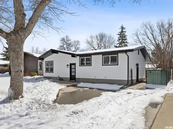 819 Shannon ROAD, Regina, SK S4S 5K1