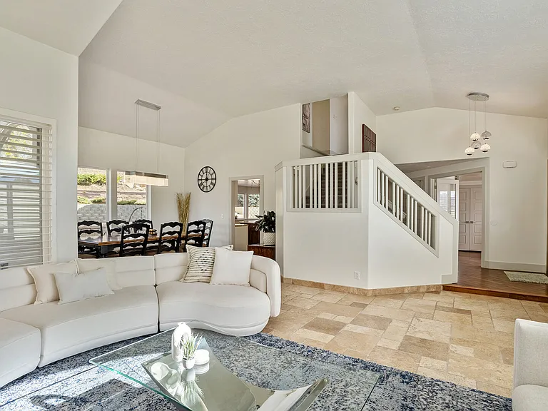 S Old Mill Cir — Photo 35