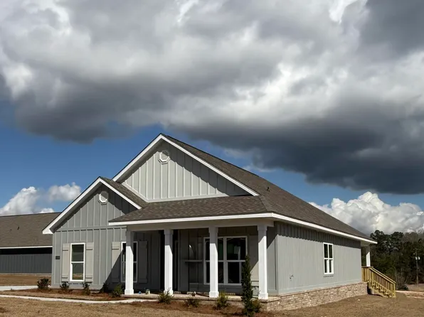 18366 Spring Hill Dr, Saucier, MS 39574