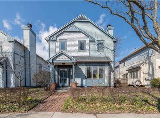 215 S Fitzhugh St, Rochester, NY 14608