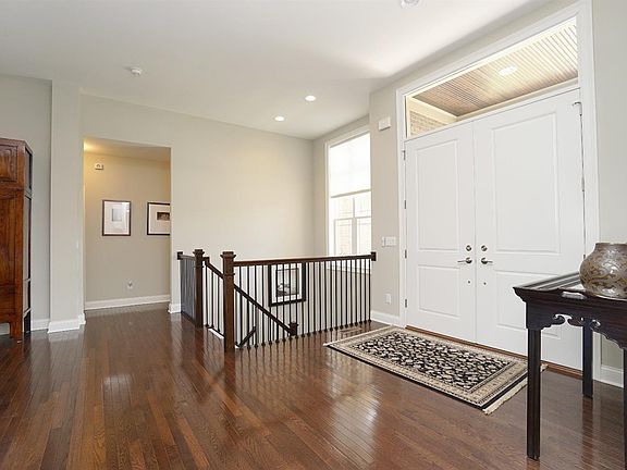 3rd image of 6108 Carriage Oak Way