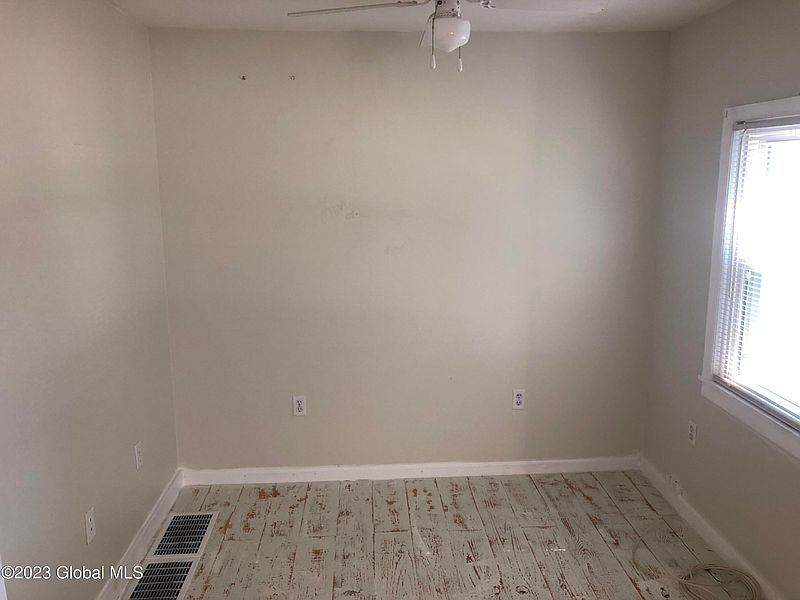 5th image of 1162 New Loudon Road