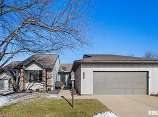 7622 N Patton Ln, Peoria, IL 61614