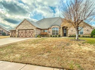 18701 Chestnut Oak Dr, Edmond, OK 73012