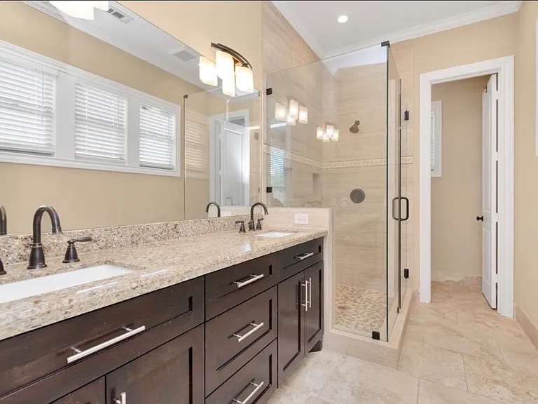 923 Doubletree Glen Dr — Photo 10