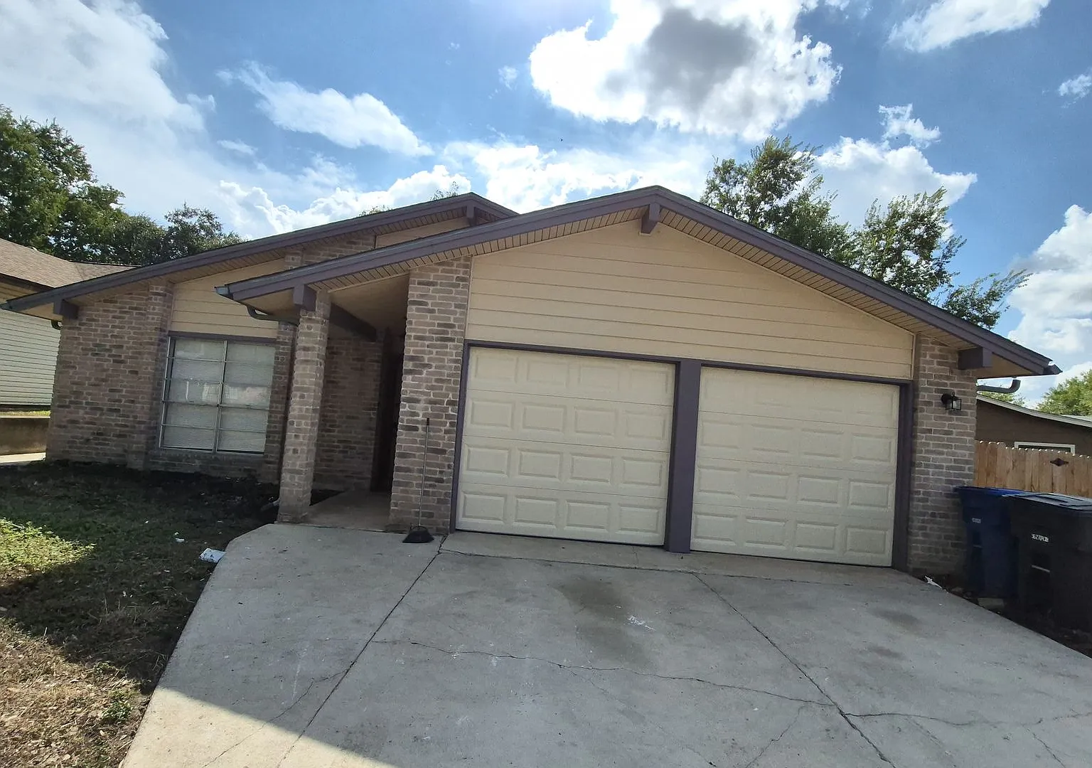 11914 Alamo Blanco St., San Antonio, TX. 78233 — Photo 1