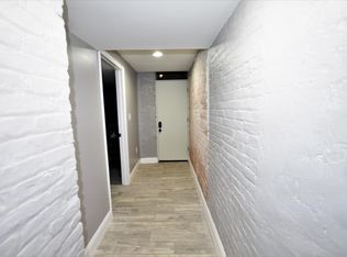 2213 Park Ave, Baltimore, MD 21217