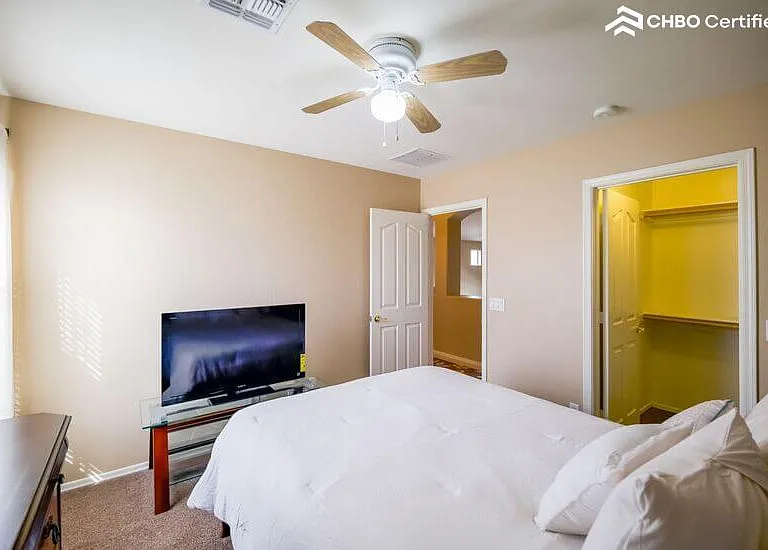 8607 W Brown St — Photo 21
