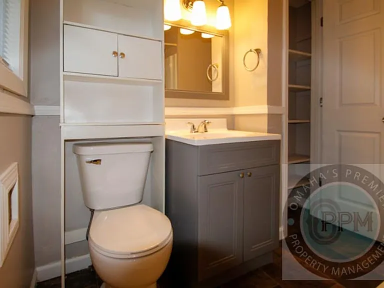 2409 Washington St — Photo 13