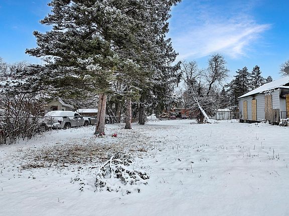 4th image of 811 Brook St