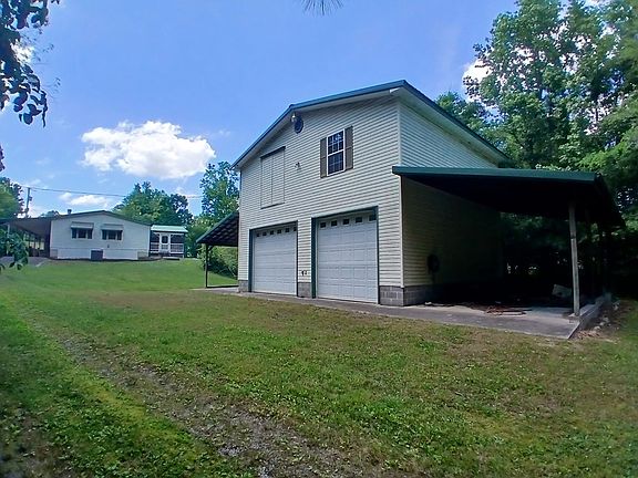 5th image of 242 Mulberry Ln