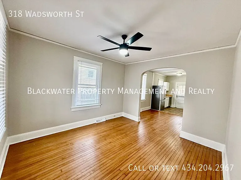318 Wadsworth St — Photo 2
