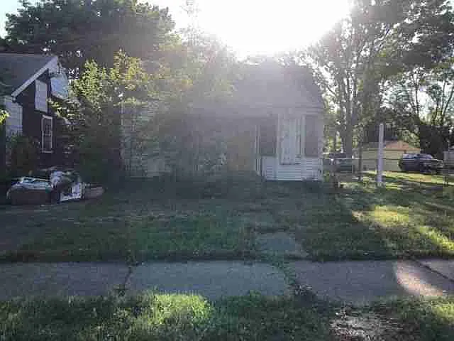 8487 Minock St photo 1