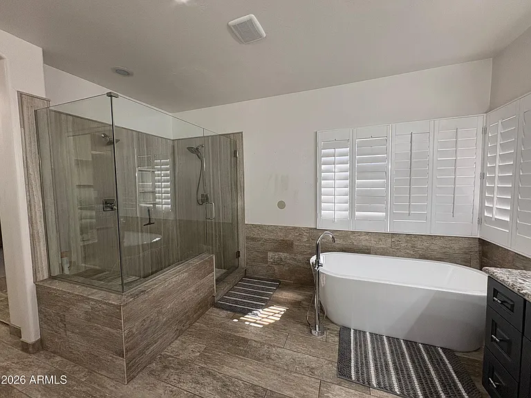 4132 E Pullman Rd — Photo 30