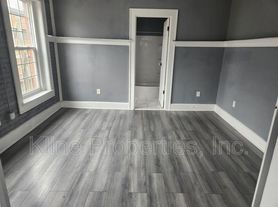 1709.5 E Michigan St