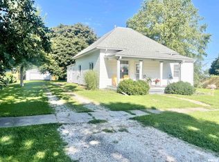 1905 11th St, Viola, IL 61486