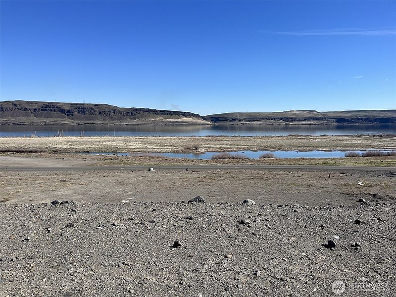 2nd image of 630 Vantage Bay Loop