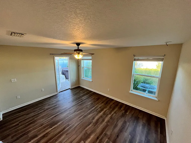 7067 Emsley Cir — Photo 8