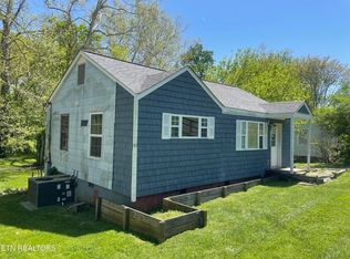 2334 Greenfield Ln, Knoxville, TN 37917