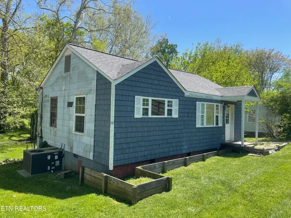 2334 Greenfield Ln, Knoxville, TN 37917