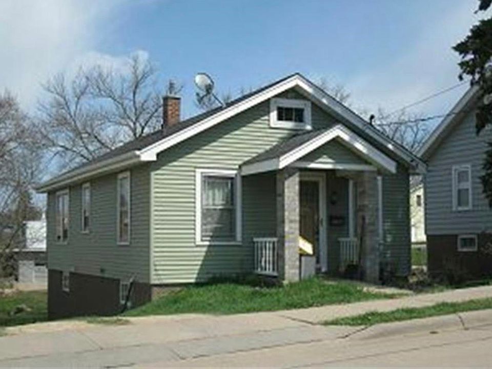 1st image of 2605 Van Buren St
