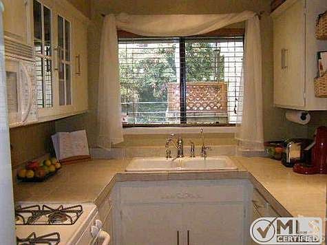 3rd image of 343 Rosewood St #82