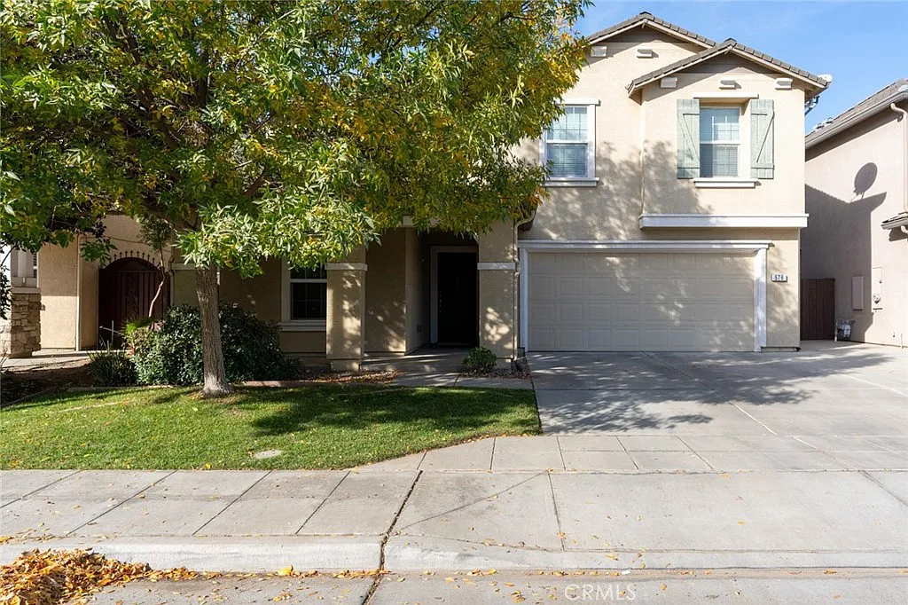 576 Pear St photo 1