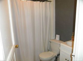 901 Marsh St, Thomasville, NC 27360