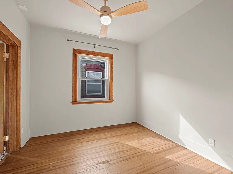 2306 N Franklin St — Photo 12