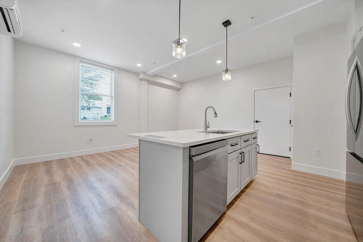 528 E Cleveland Ave - Unit 2 — Photo 1