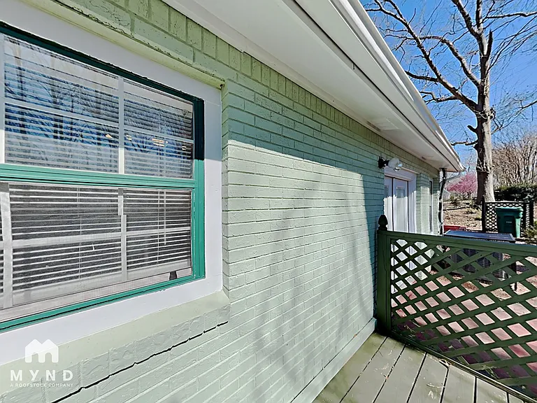 115 Carver St — Photo 16