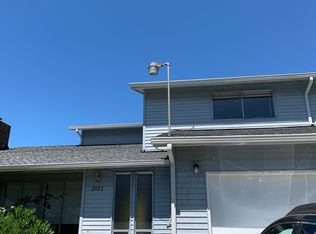 2922 NE 8th St, Renton, WA 98056