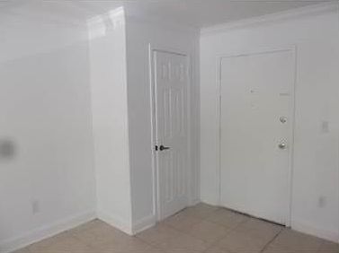 2nd image of 1815 W 56th St APT 204
