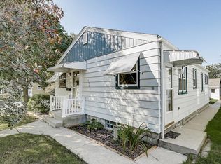 3501 N 97th St, Milwaukee, WI 53222