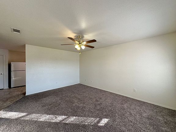 3rd image of 5200 Lauren Lea Dr APT B