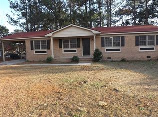 703 Amethyst Ct, Fayetteville, NC 28311